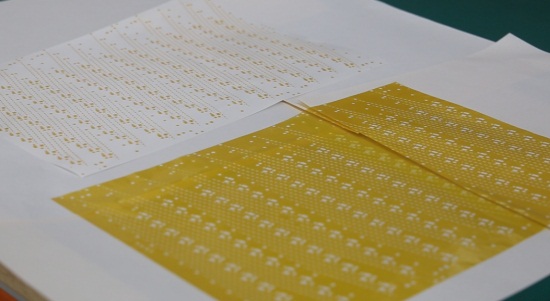 超快激光切割樣品.jpg 超快激光切割樣品.jpg