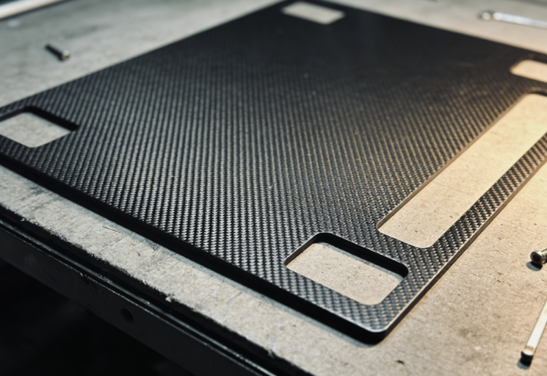 碳纖維薄板激光切割 (4).png